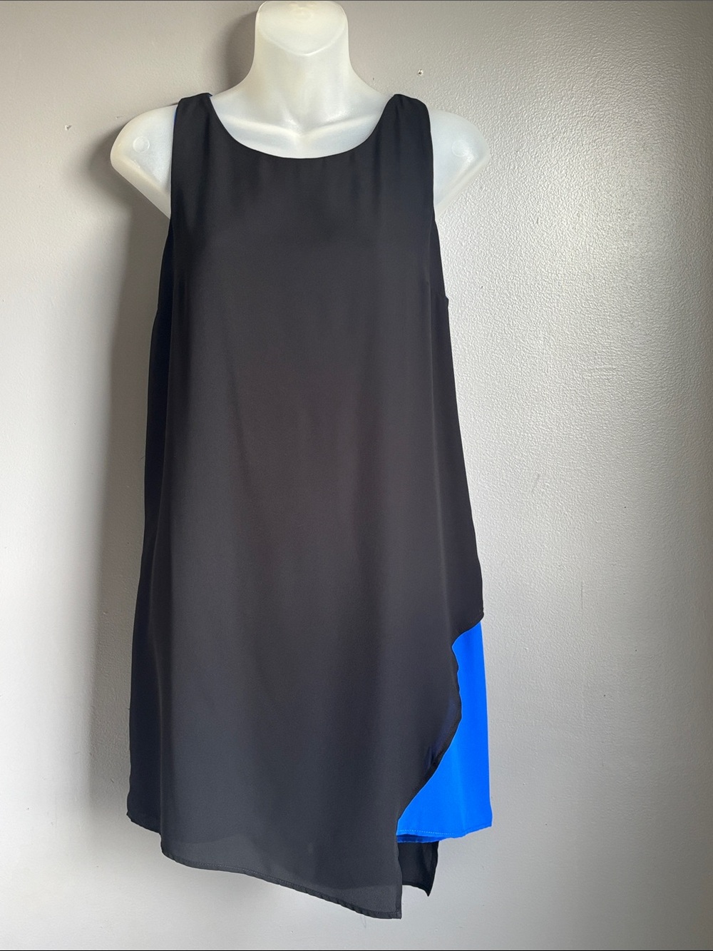 Eight Sixty black & royal blue sleeveless shift dress sz S